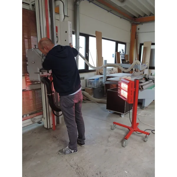 workshop infrared heater Norway – in operation
