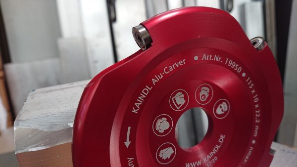 Kaindl Alu-Carver 115 mm – application on aluminium block