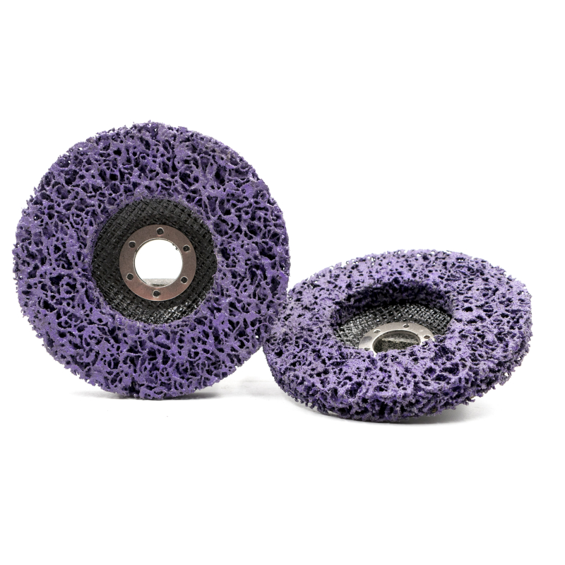 Violet Strip and Clean Disc Norway – Heavy-duty abrasive for removing rust, coatings, and welding scale.